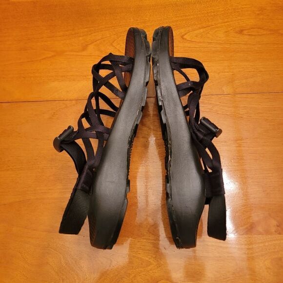 CHACO Sz 10 Black Women’s Sandals - Picture 2 of 11